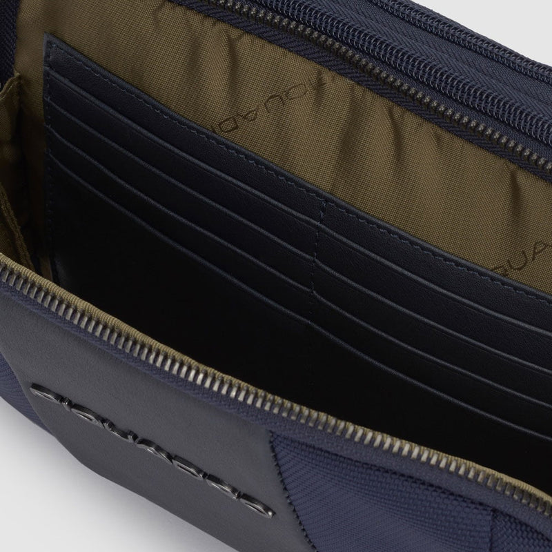 Pochette uomo a due scomparti in tessuto riciclato