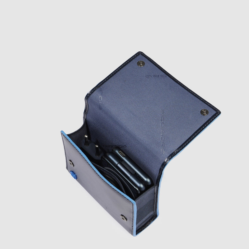 Lederetui mit faltbarem 3-in-1 Ladegerät 15 W