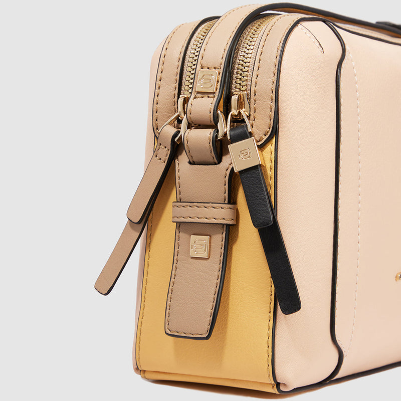 Women's 14" Leather Laptop Tote with iPad® Pocket