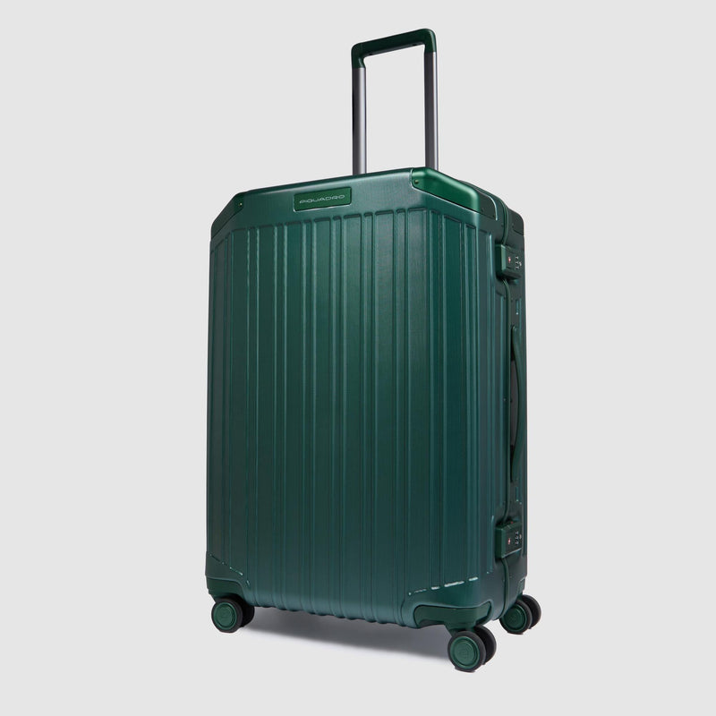 Medium Hardside 4-Wheel Suitcase with TSA Lock