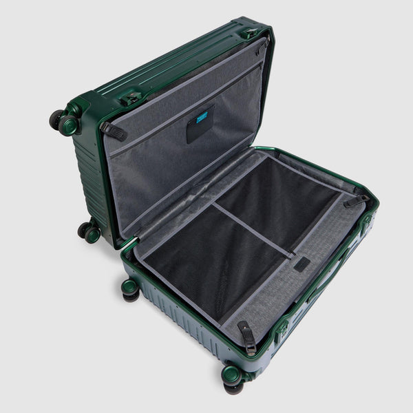 Large 4 Wheel Suitcase with Integrated TSA Lock - 5
