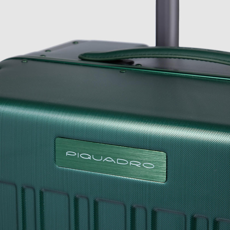 Large 4 Wheel Suitcase with Integrated TSA Lock