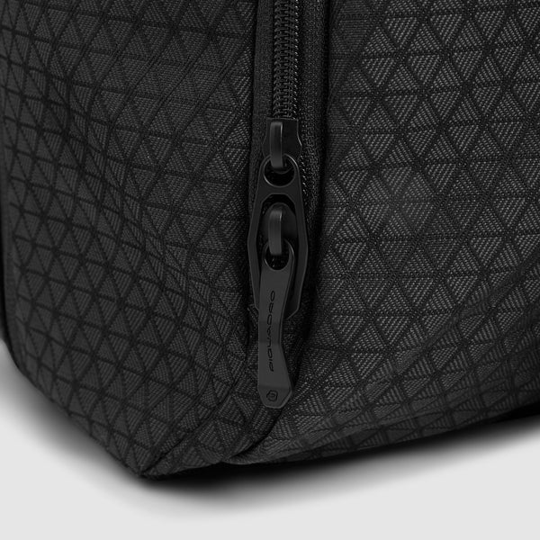 Expandable Duffle Bag in Water-Resistant Recycled Fabric - Black - photo 3