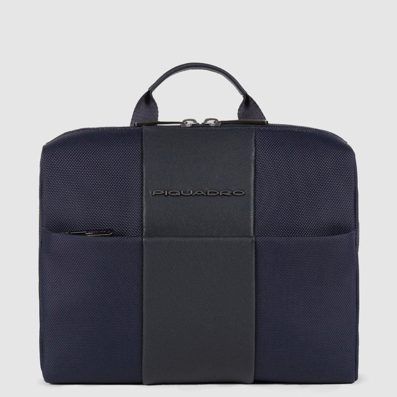 Hanging Toiletry Bag in Recycled Nylon and Leather