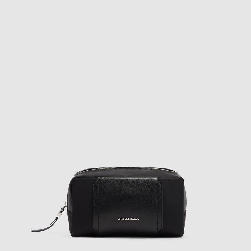 Beauty case piccolo in tessuto riciclato