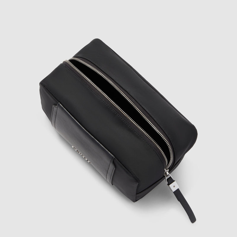 Beauty case piccolo in tessuto riciclato