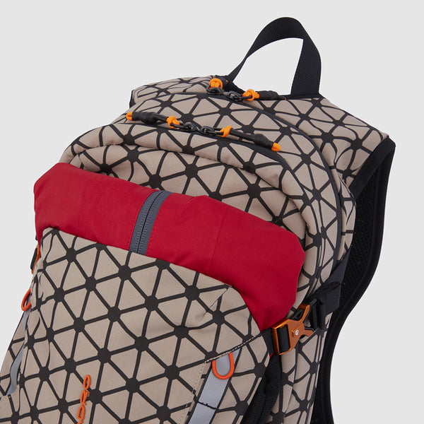 Bike Backpack in 40% Recycled Cordura® - Beige - photo 11