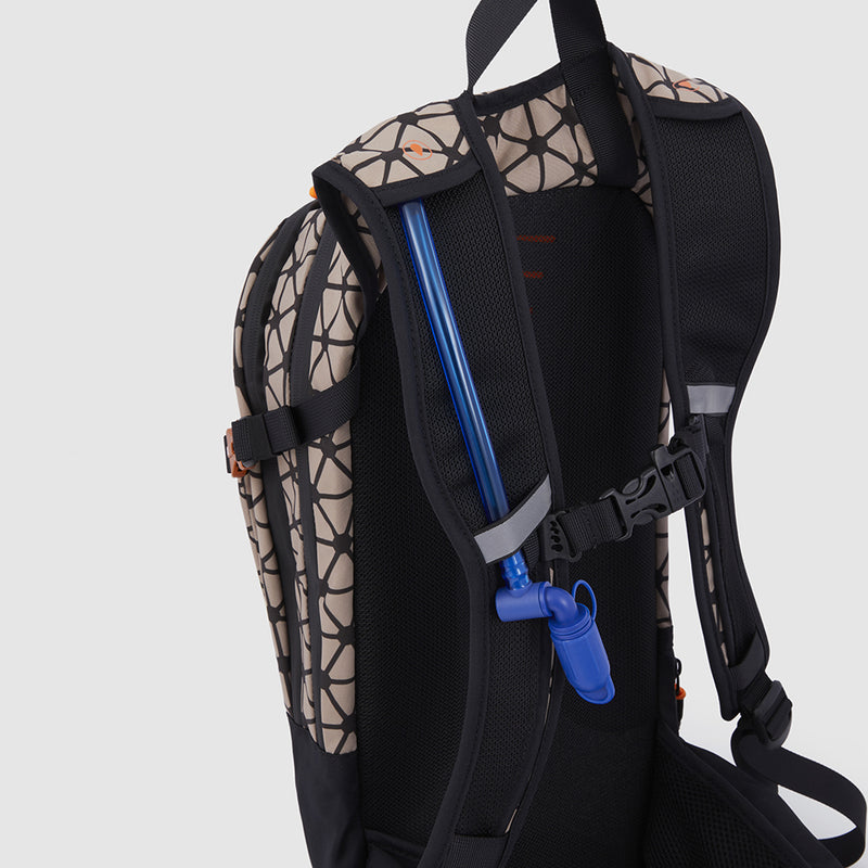 Bike Backpack in 40% Recycled Cordura® - Beige - photo 7
