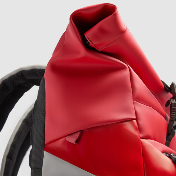 Roll-Top 15.6" Laptop Backpack Piquadro x Ducati - White/Red/Green - photo 7