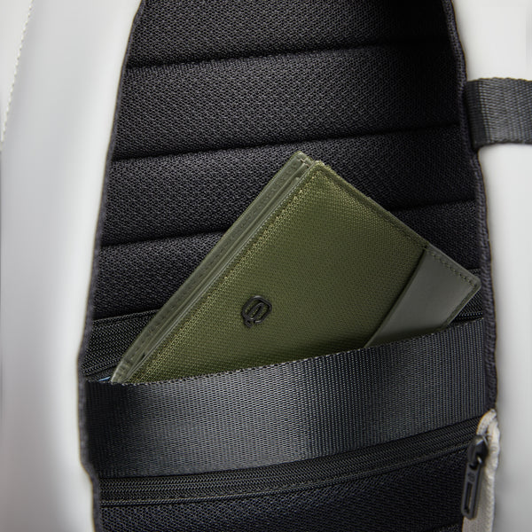 Roll-Top 15.6" Laptop Backpack Piquadro x Ducati - White/Red/Green - photo 8