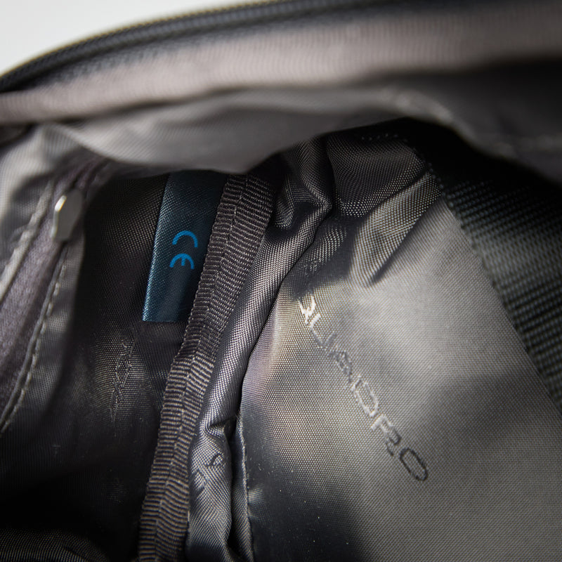 Wasserfester Reiserucksack mit Laptop-Fach 15,6" 