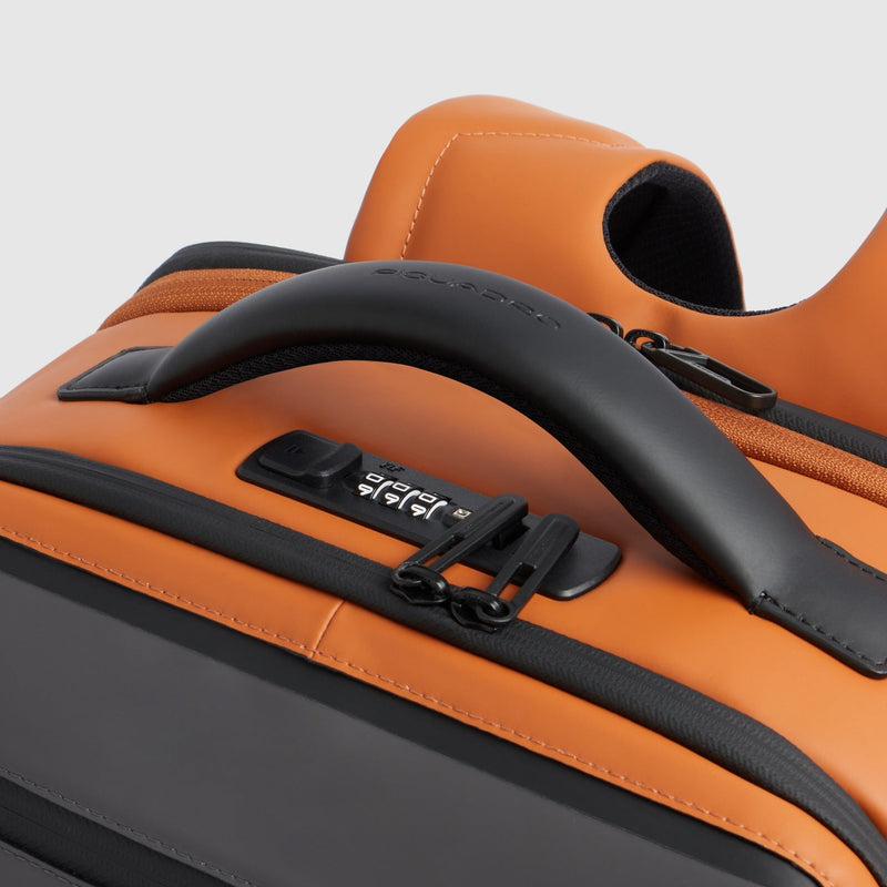 Wasserfester Reiserucksack mit Laptop-Fach 15,6" 