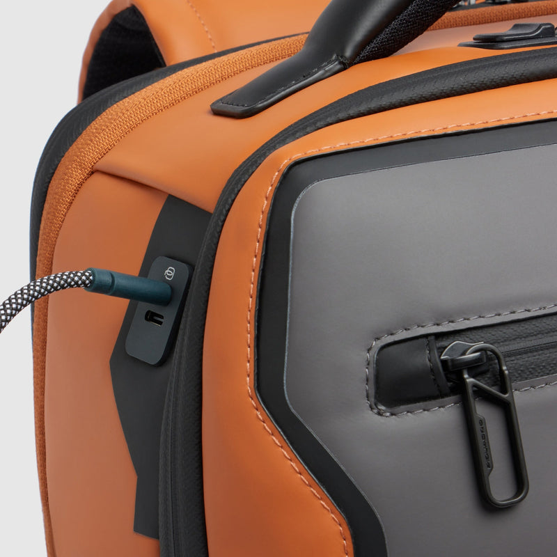 Wasserfester Reiserucksack mit Laptop-Fach 15,6" 